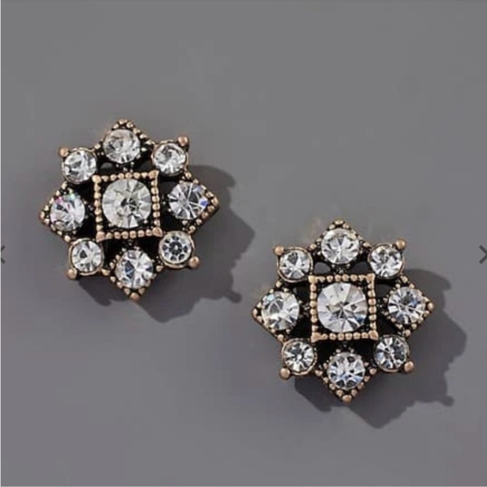 J.jill wanderlust stud earring  size 1 cm